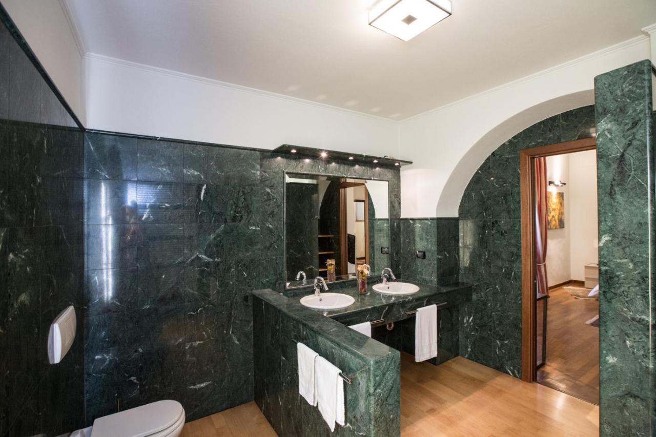 Historical Apartment In The Center Of Gravedona - Larihome A02 Exteriör bild